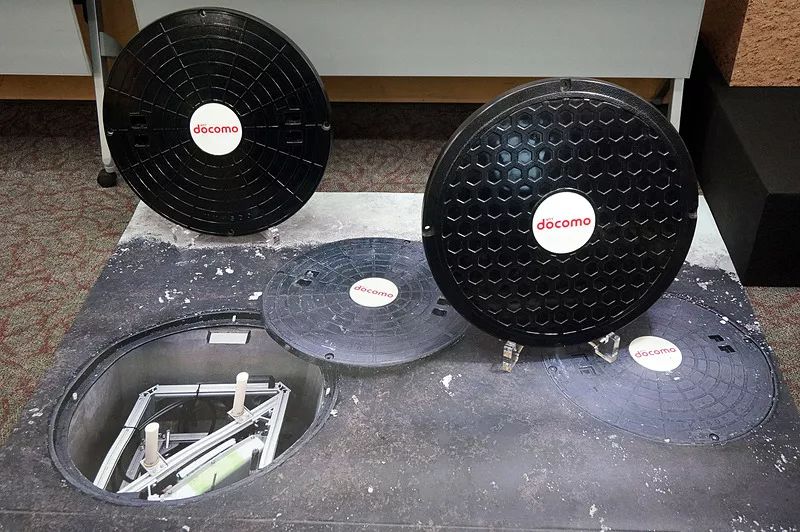 新型“井蓋基站”，來了